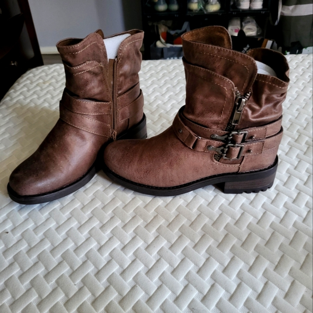 Women's Brown Ankle Boots